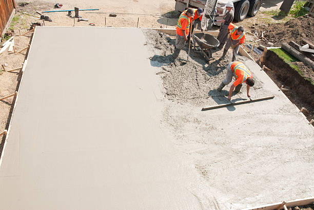 Best Concrete Sidewalk Installation in Holly Springs, NC